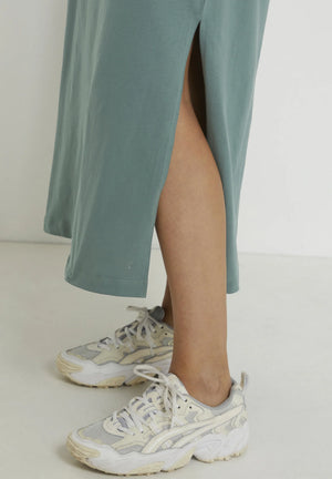 #balsamgreen