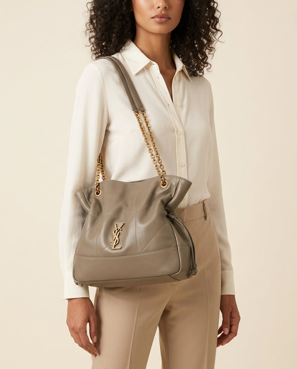 #taupe