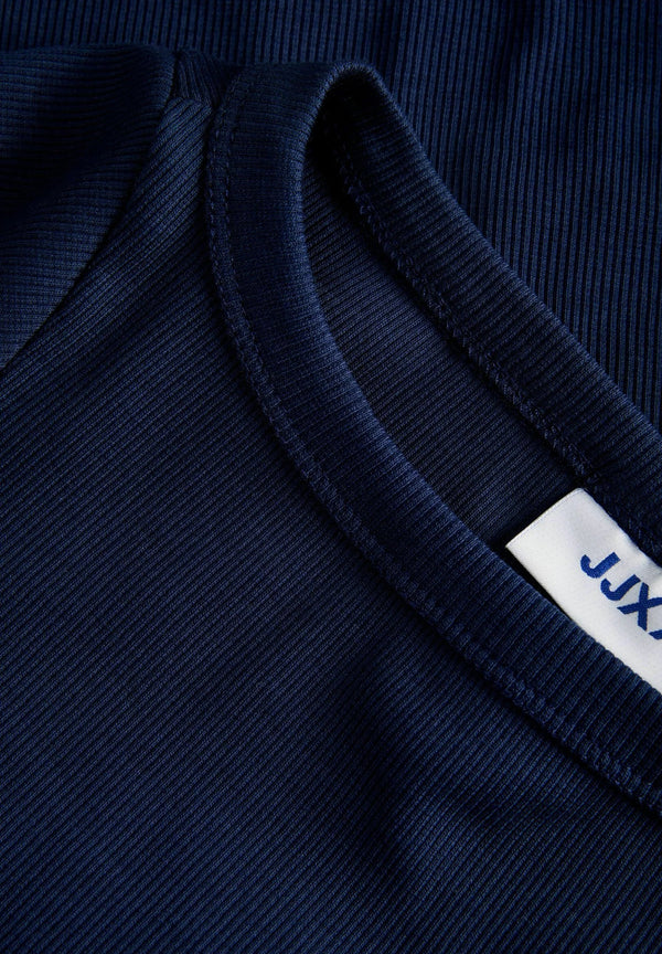 #navyblazer