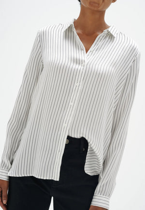 #downblouse