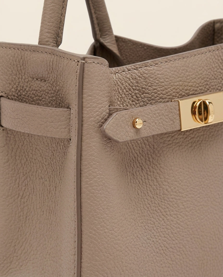 #taupe