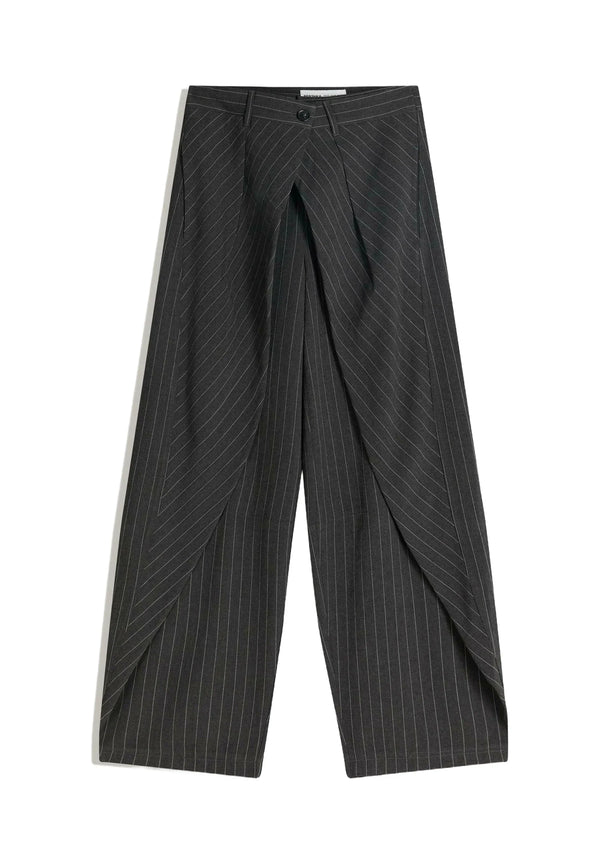 #darkgrey
