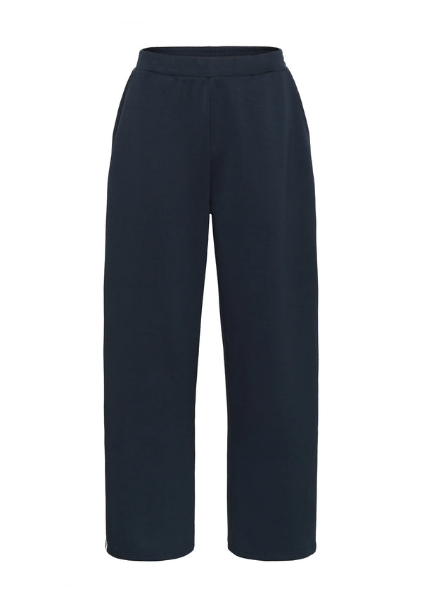 #kaffetracksuitbottomsmidnight