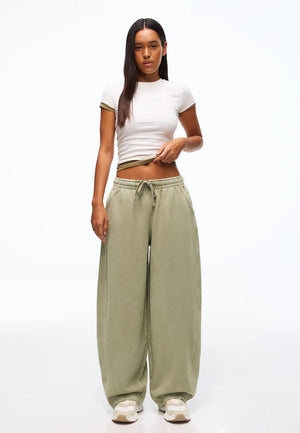 #khaki