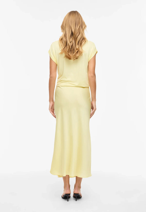 #pastelyellow