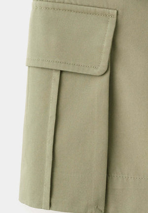 #khaki