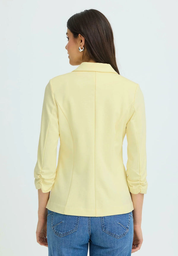 #pastelyellow