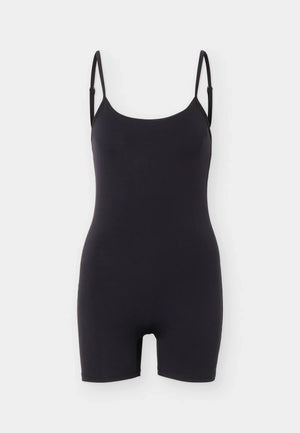 #evenandoddactivegymsuitblack