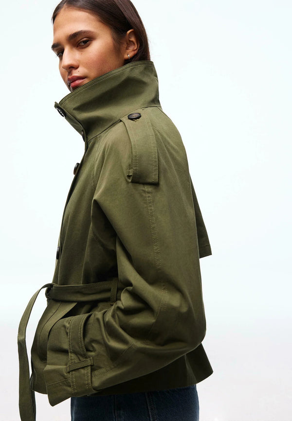 #khaki