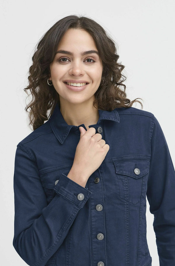 #navyblazer