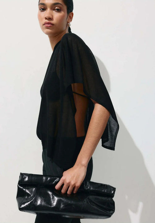 #mangoadultcapeblack