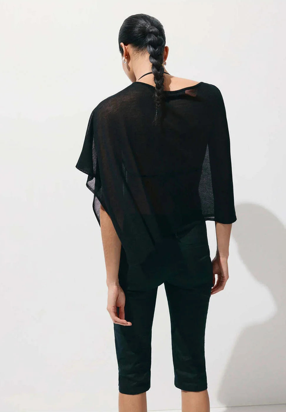 #mangoadultcapeblack
