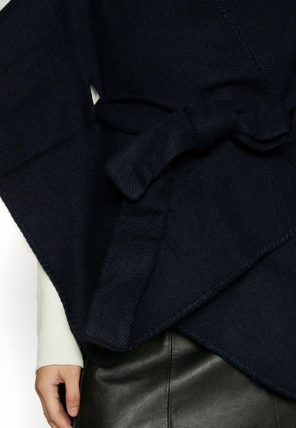#annafieldcapeblack