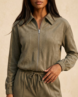 #khaki